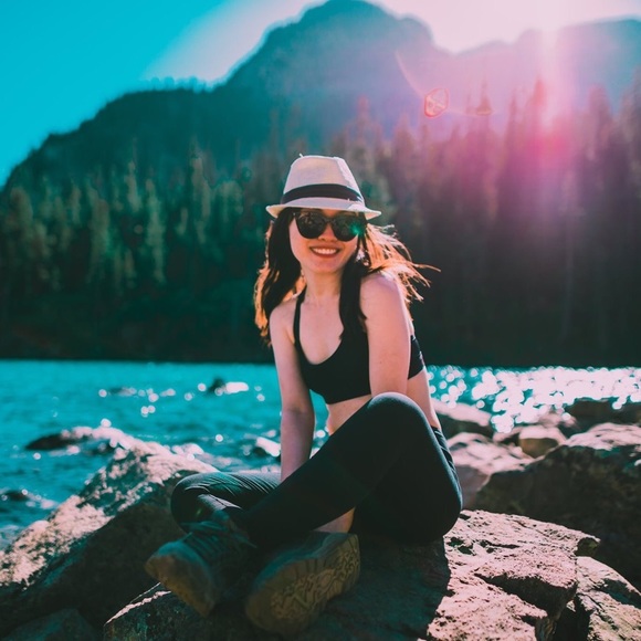 Meet your Posher, Tu - Picture 1 of 1